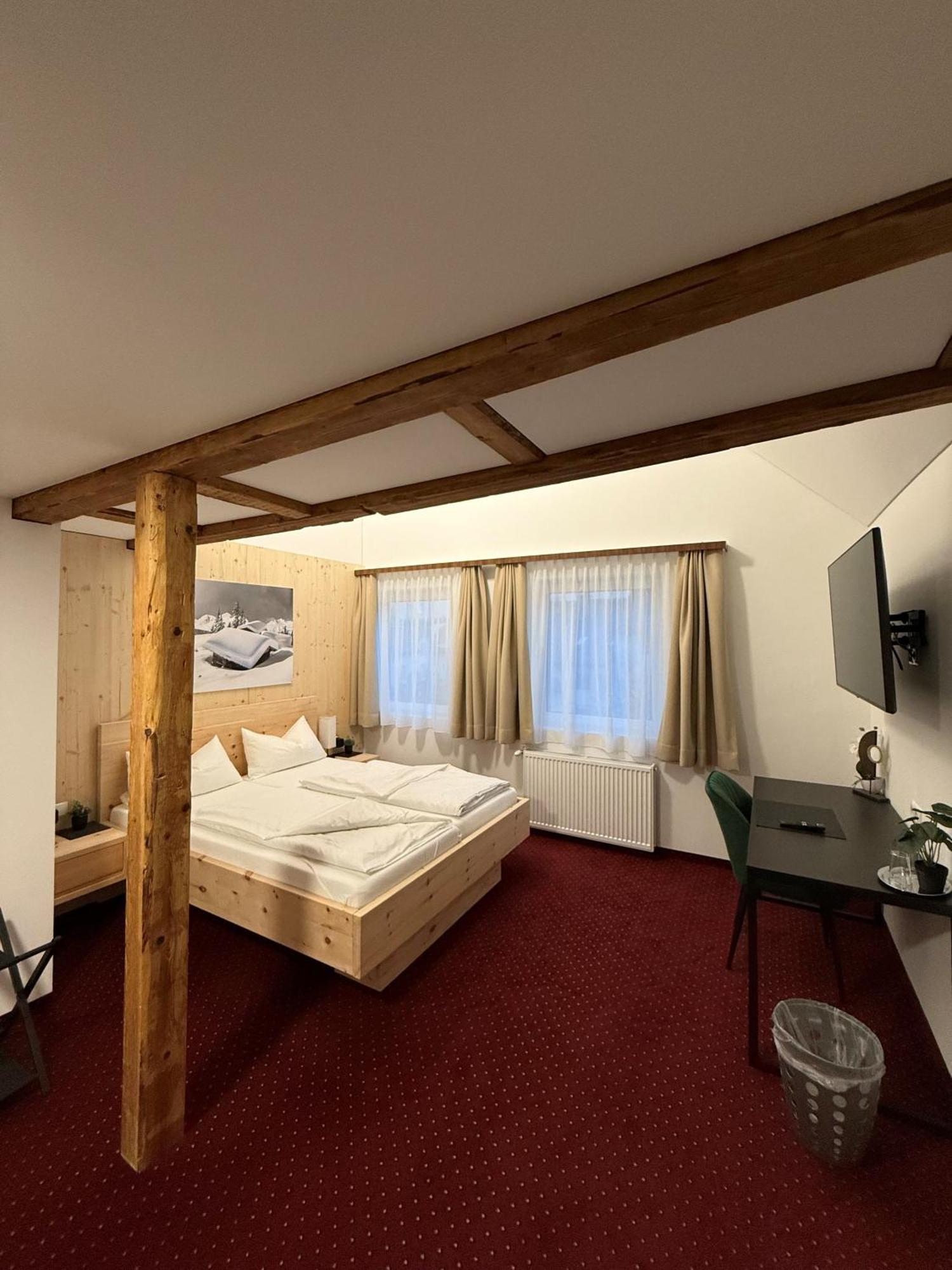 Hotel Pension Loewen In Sulz Sulz  Dış mekan fotoğraf